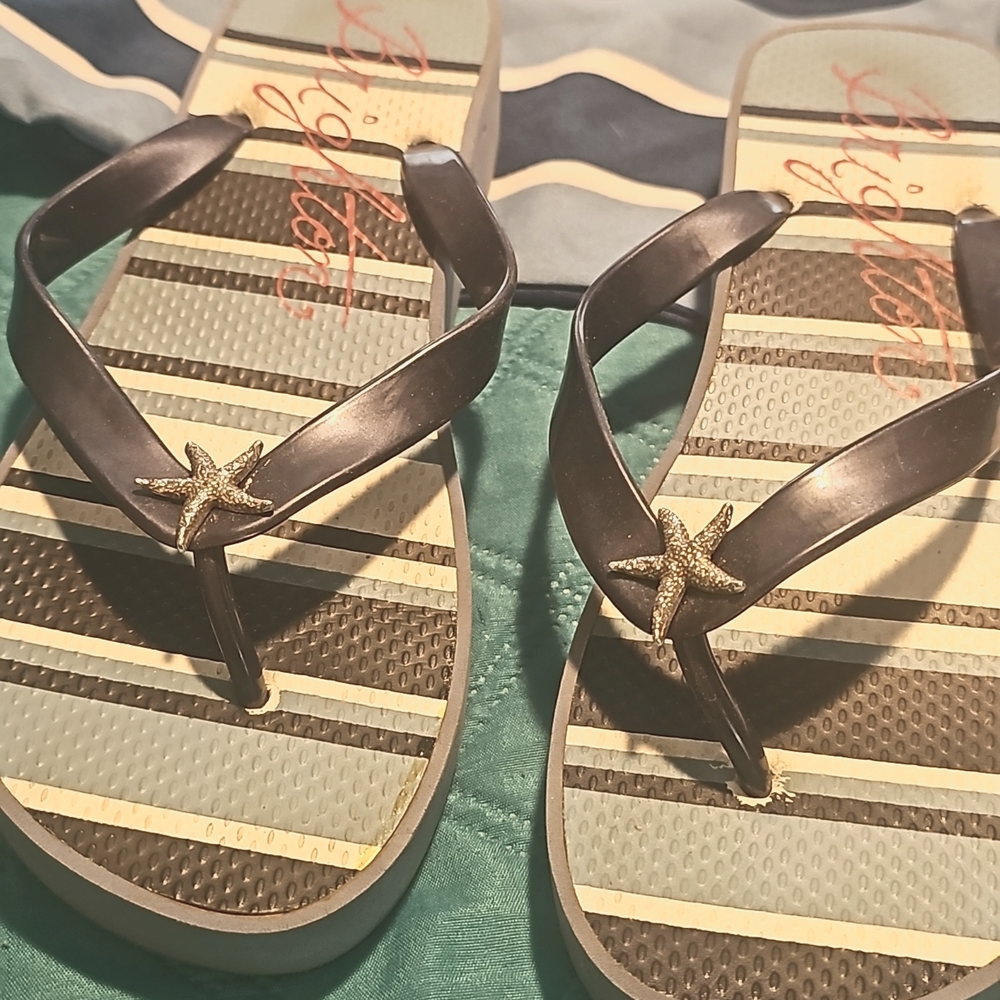 BRIGHTON starfish sandal Size 9 like NEW! w original dust bag